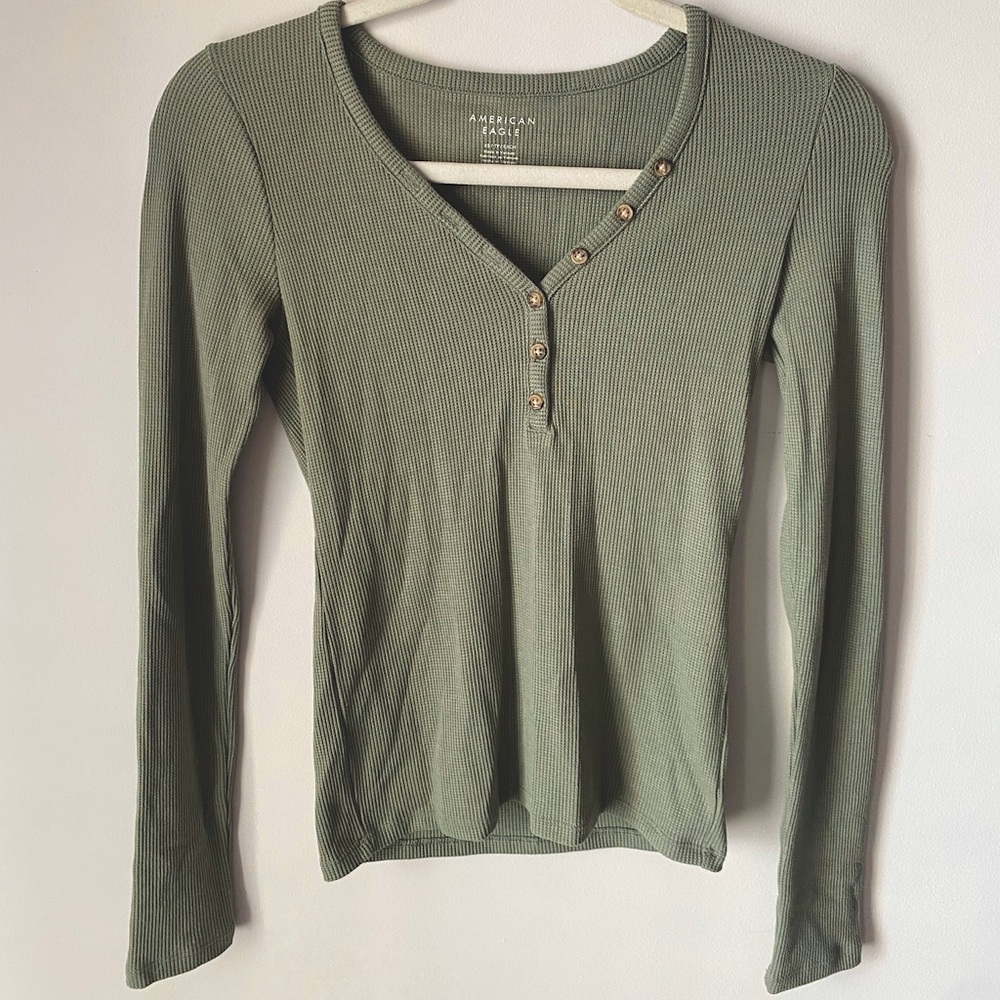 Long Sleeve Green Henley Top